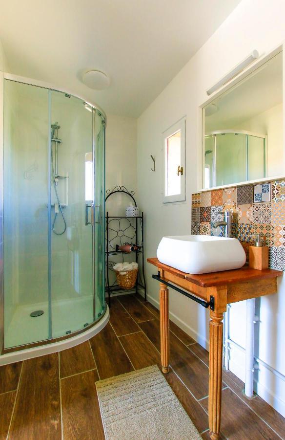 Bed and Breakfast Domaine De Bauzit Vals-pres-le-Puy Экстерьер фото